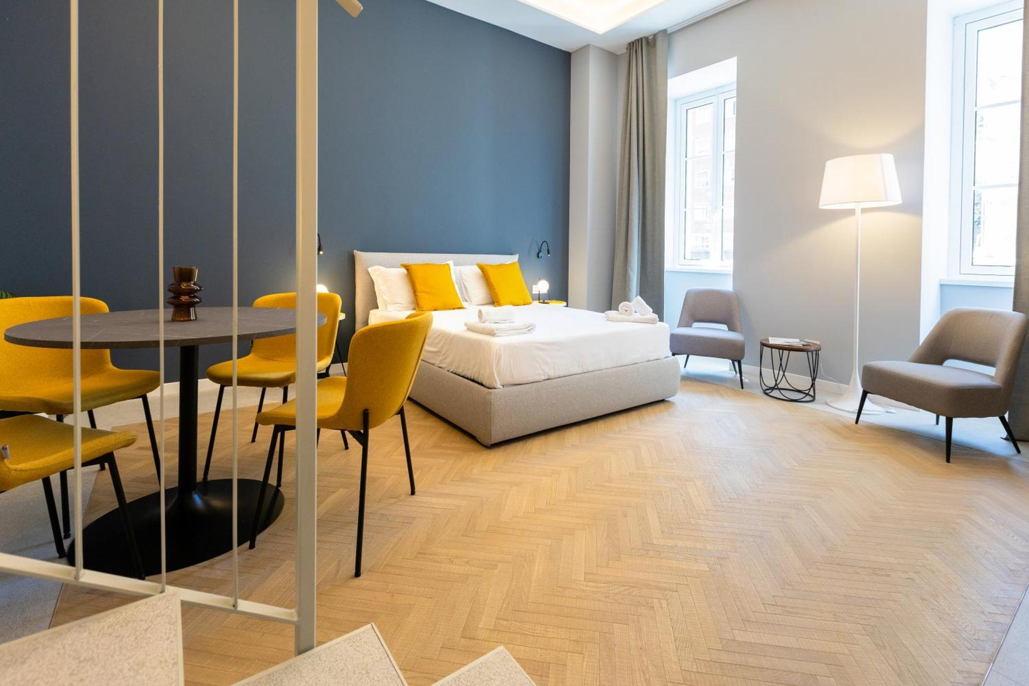 Teatro Romano Exclusive Suites ตรีเอสเต ภายนอก รูปภาพ