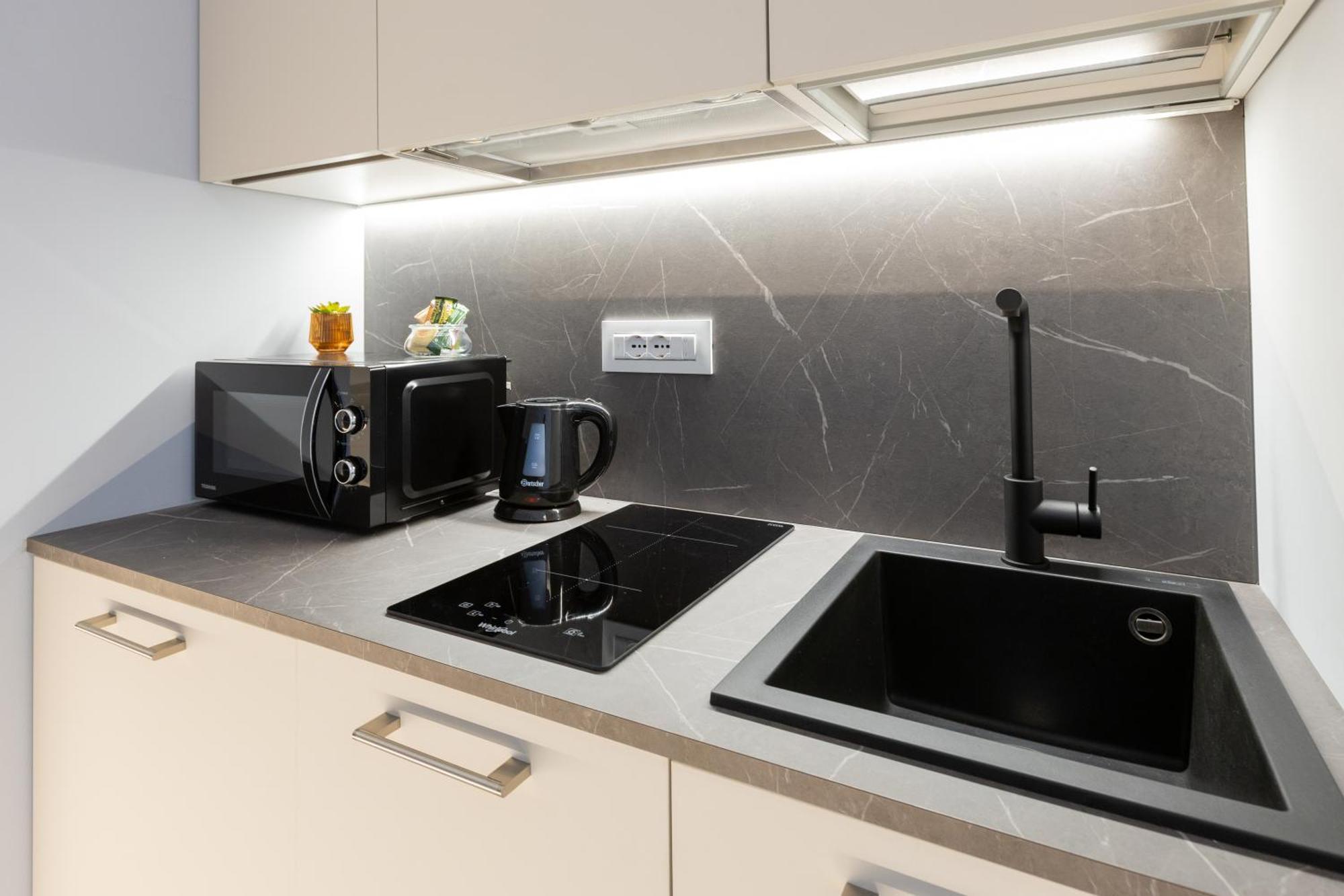 Teatro Romano Exclusive Suites ตรีเอสเต ภายนอก รูปภาพ